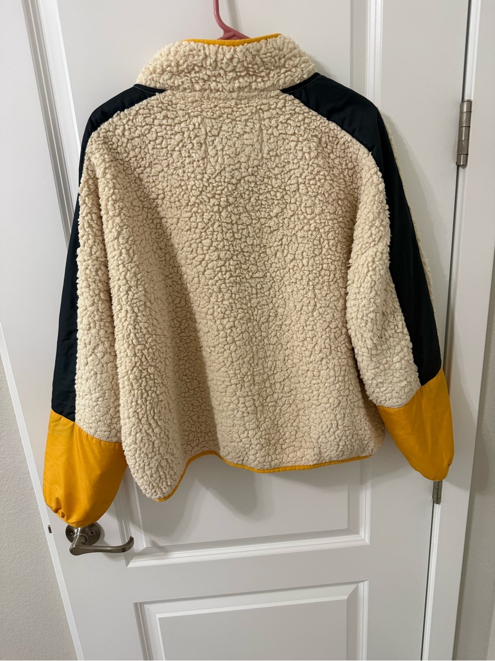 The Great x Eddie Bauer color-block Teddy Sherpa fleece pullover jacket - Picture 4 of 5
